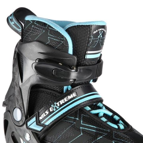 NA11002 CZARNO/NIEBIESKIE ROZM. L (39-42) ŁYŻWOROLKI NILS EXTREME NA11002 CZARNO/NIEBIESKIE ROZM. L (39-42) ŁYŻWOROLKI NILS EXTREME