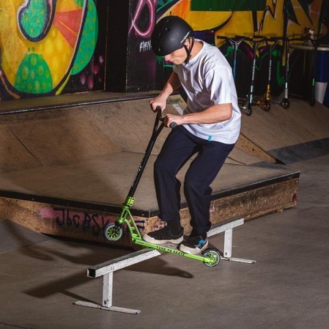 HS202 PRO BLACK-GREEN HULAJNOGA DO TRIKÓW NILS EXTREME HS202 PRO BLACK-GREEN HULAJNOGA DO TRIKÓW NILS EXTREME