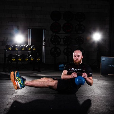 KNV04 BLUE KETTLEBELL ŻELIWNY POKRYTY WINYLEM HMS KNV04 BLUE KETTLEBELL ŻELIWNY POKRYTY WINYLEM HMS