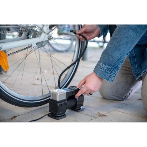 KOMPRESOR SAMOCHODOWY DUNLOP 12V, 150 PSI Z ELEKTRONICZNYM MANOMETREM KOMPRESOR SAMOCHODOWY DUNLOP 12V, 150 PSI Z ELEKTRONICZNYM MANOMETREM