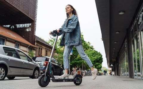 Hulajnoga motus Scooty 8,5 (kolor turkusowy) Hulajnoga motus Scooty 8,5 (kolor turkusowy)
