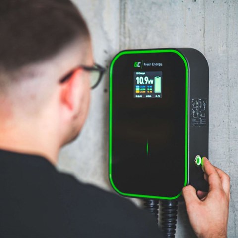 Green Cell - Ładowarka Wallbox GC EV PowerBox 22kW z gniazdem Type 2 do ładowania samochodów elektrycznych i hybryd Plug-In Green Cell - Ładowarka Wallbox GC EV PowerBox 22kW z gniazdem Type 2 do ładowania samochodów elektrycznych i hybryd Plug-In