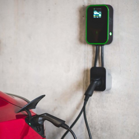Green Cell - Ładowarka Wallbox GC EV PowerBox 22kW z gniazdem Type 2 do ładowania samochodów elektrycznych i hybryd Plug-In Green Cell - Ładowarka Wallbox GC EV PowerBox 22kW z gniazdem Type 2 do ładowania samochodów elektrycznych i hybryd Plug-In