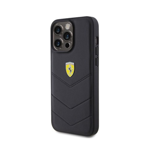 Ferrari Quilted Metal Logo - Etui iPhone 15 Pro Max (czarny) Ferrari Quilted Metal Logo - Etui iPhone 15 Pro Max (czarny)