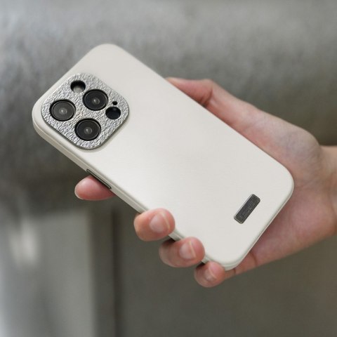 Moshi Napa MagSafe - Skórzane etui iPhone 15 Pro (Eggnog White) Moshi Napa MagSafe - Skórzane etui iPhone 15 Pro (Eggnog White)