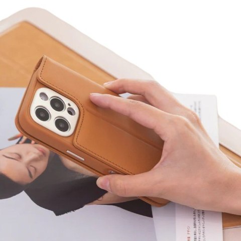 Moshi Overture MagSafe - Skórzane etui 3w1 z klapką iPhone 16 Pro (Caramel Brown) Moshi Overture MagSafe - Skórzane etui 3w1 z klapką iPhone 16 Pro (Caramel Brown)