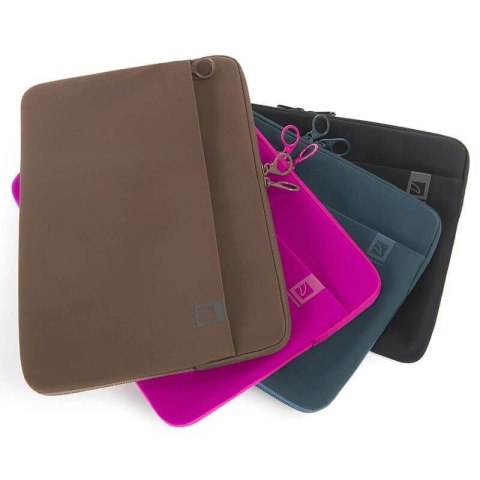 Tucano Top Second Skin - Pokrowiec MacBook Pro 13" (M2/M1/2022-2016), MacBook Air 13" (M4/M3/M2/2025-2018) (czarny) Tucano Top Second Skin - Pokrowiec MacBook Pro 13" (M2/M1/2022-2016), MacBook Air 13" (M4/M3/M2/2025-2018) (czarny)