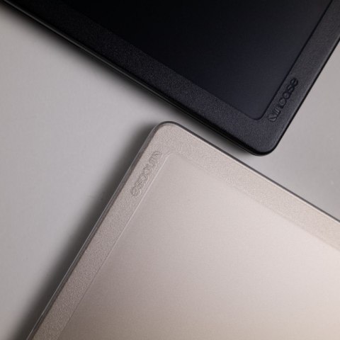Incase Edge Hardshell Case - Etui MacBook Pro 14" (M4/M3/M2/M1/2024-2021) (Black) Incase Edge Hardshell Case - Etui MacBook Pro 14" (M4/M3/M2/M1/2024-2021) (Black)