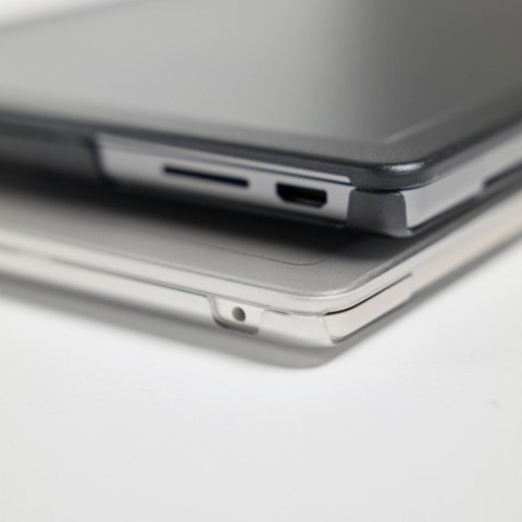 Incase Edge Hardshell Case - Etui MacBook Pro 14" (M4/M3/M2/M1/2024-2021) (Black) Incase Edge Hardshell Case - Etui MacBook Pro 14" (M4/M3/M2/M1/2024-2021) (Black)