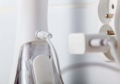 ELDOM RY100B IRYGATOR DO ZĘBÓW BEZPRZEWODOWY DENTYSTYCZNY BIAŁY ELDOM RY100B IRYGATOR DO ZĘBÓW BEZPRZEWODOWY DENTYSTYCZNY BIAŁY