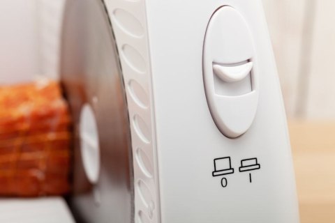 Eldom Krajalnica elektryczna KR100 Eldom Krajalnica elektryczna KR100