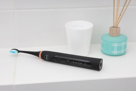 Szczoteczka soniczna do mycia zębów Eldom SD210 czarna Szczoteczka soniczna do mycia zębów Eldom SD210 czarna