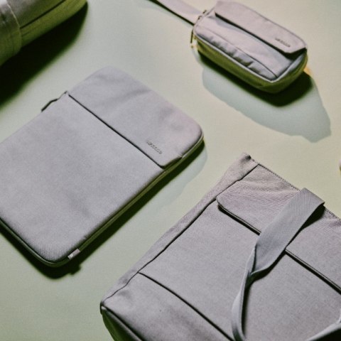 Incase Crosstown Sleeve with Woolenex - Pokrowiec z kieszenią MacBook Pro 14" (M4/M3/M2/M1/2024-2021) (Limestone) Incase Crosstown Sleeve with Woolenex - Pokrowiec z kieszenią MacBook Pro 14" (M4/M3/M2/M1/2024-2021) (Limestone)