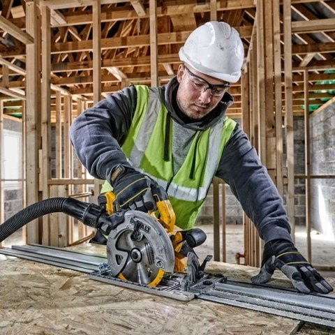 Pilarka tarczowa 18V 184mm bez aku i ład DCS572NT Pilarka tarczowa 18V 184mm bez aku i ład DCS572NT