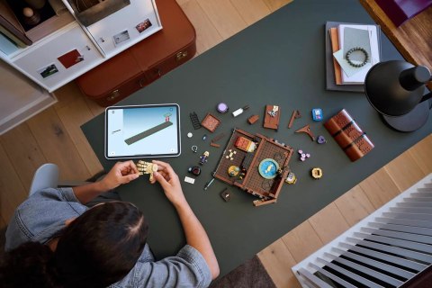 LEGO 76785 Wednesday - Mieszkanie Rączki