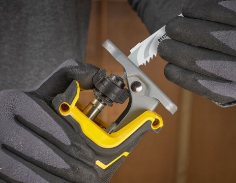 Pilarka szablasta fatmax 18V SFMCS311B-XJ STANLEY