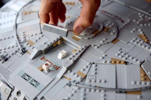 LEGO 10356 Icons - Star Trek: U.S.S. Enterprise NCC-1701-D